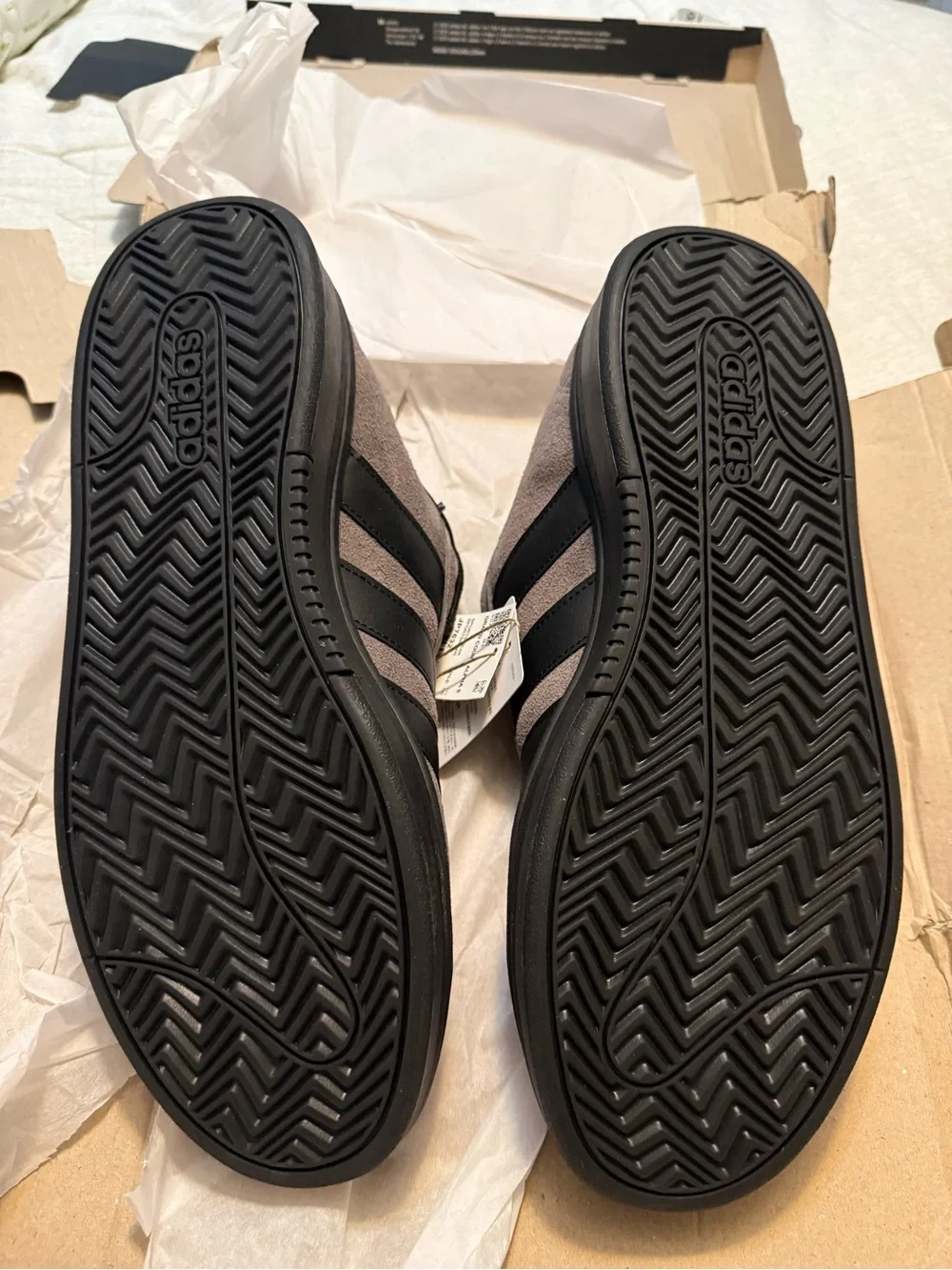NIB Adidas Grand Court Alpha 0 Gray and Black Suede Sneakers